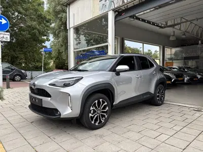 Toyota Yaris Cross 1.5 Hybr 130 Dynamic (bj 2025 uit 2025