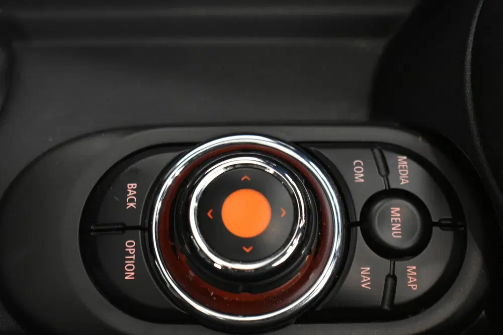 Mini Cooper 1.5 Cooper 60 Years Pano Vol Leder Head-up uit 2020, foto 5