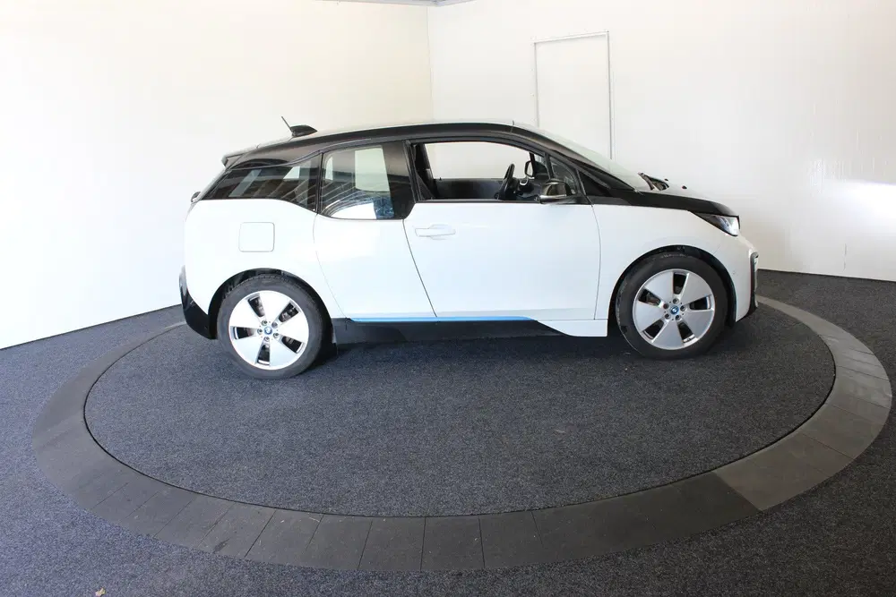 BMW i3 Exec. 120Ah 42Kwh SOH 94% Warmtepomp Camer uit 2019, foto 18