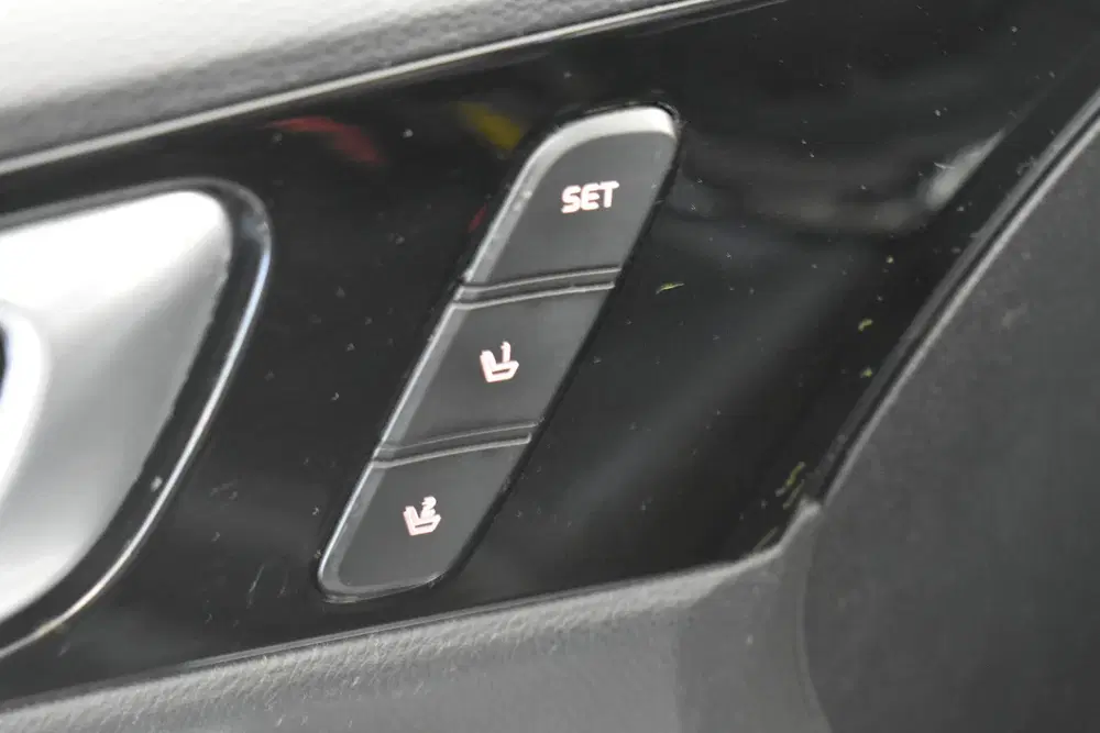 Kia Ceed 1.6 GDI PHEV Executive 166PK Pano Trekhaak uit 2021, foto 17
