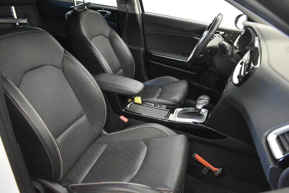 Kia Ceed 1.6 GDI PHEV Executive 166PK Pano Trekhaak uit 2021, foto 6