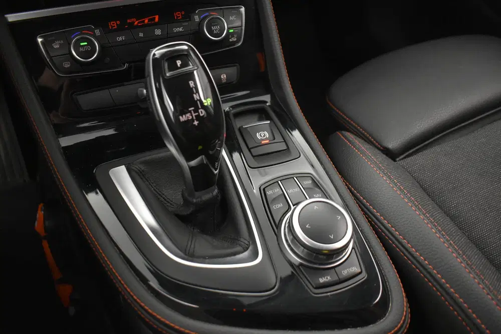 BMW 2-serie 2 Serie Gran Tourer 220 7P M-Sport 192 PK uit 2020, foto 9