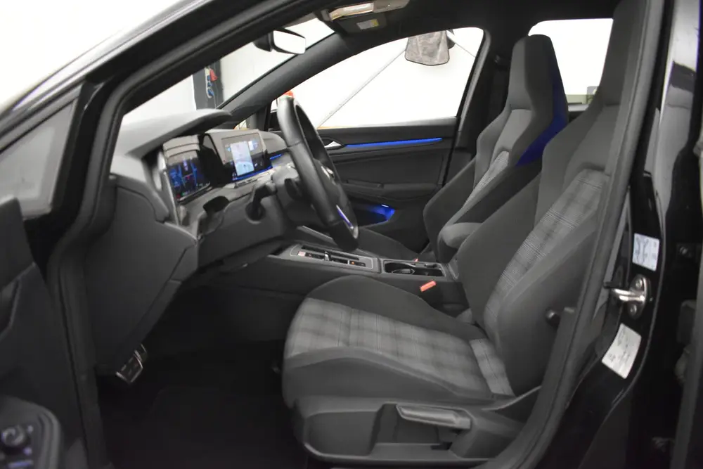 Volkswagen Golf GTE 245PK IQ Light Camera Dodeh Detec Cruise uit 2022, foto 19