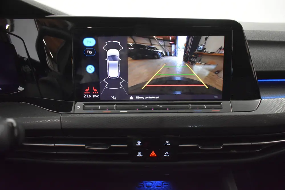 Volkswagen Golf GTE 245PK IQ Light Camera Dodeh Detec Cruise uit 2022, foto 4