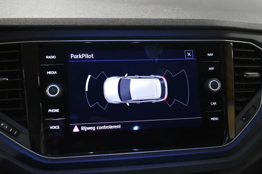 Volkswagen T-Roc 1.5 TSI Sport R Bi-tone Automaat Navi Carpl uit 2020, foto 10