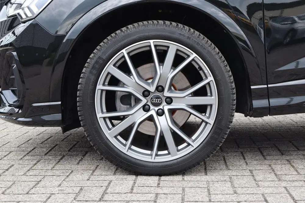 Audi Q3 45 TFSI e Edition 3x S-Line uit 2023, foto 4