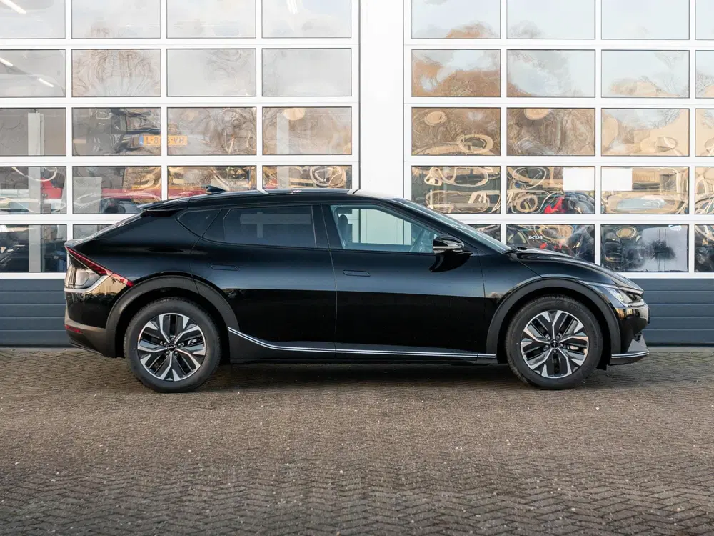 Kia EV6 Light Edition 58 kWh uit 2024, foto 4