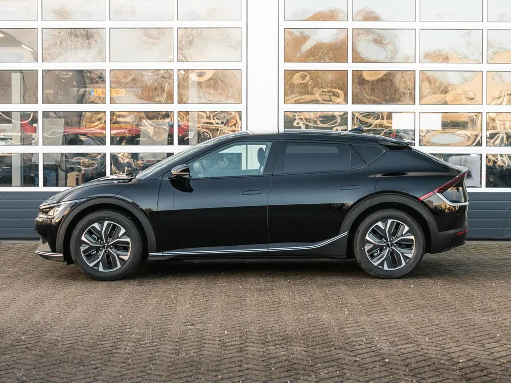 Kia EV6 Light Edition 58 kWh uit 2024, foto 8