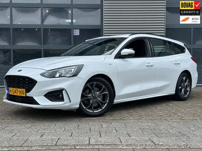 Ford Focus 1.0 EcoBoost ST Line Business uit 2020