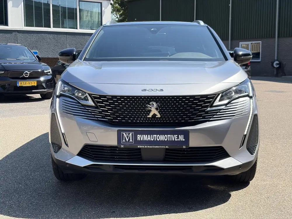 Peugeot 5008 1.2 Hybrid 136 GT 7 PERSOONS uit 2024, foto 2