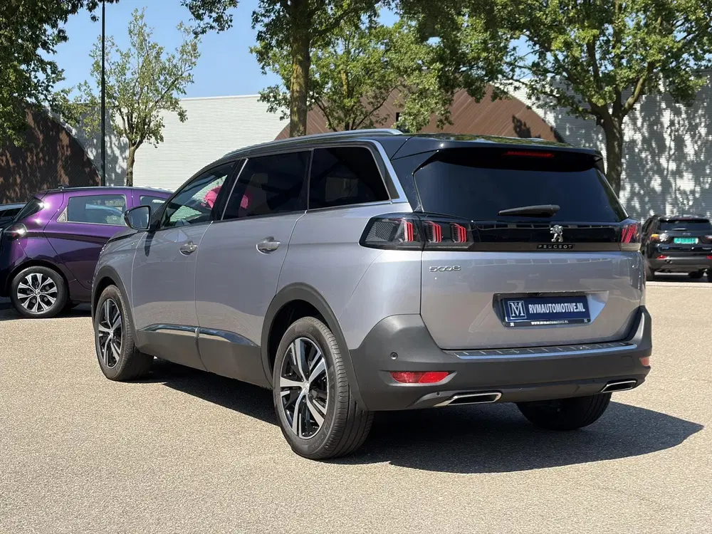 Peugeot 5008 1.2 Hybrid 136 GT 7 PERSOONS uit 2024, foto 5