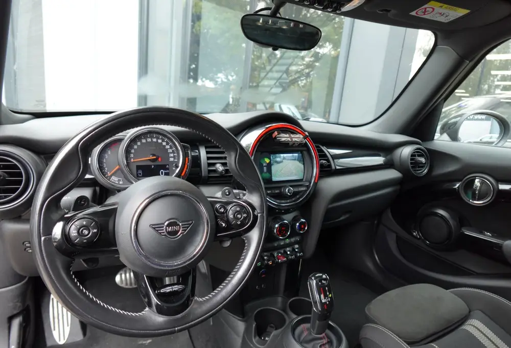 Mini Cooper S Cooper S 2.0 Pepper PANO NAVI LED VOL uit 2019, foto 3