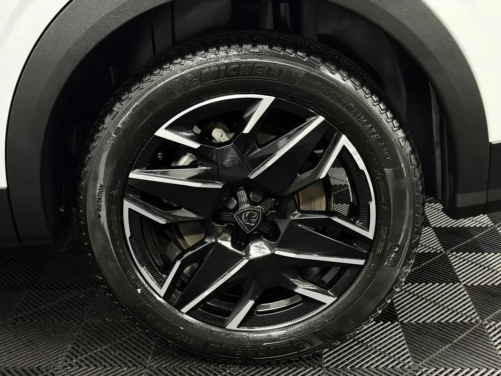 Peugeot 5008 1.2 Hybrid 145 Allure 7p 360 Camera uit 2025, foto 6