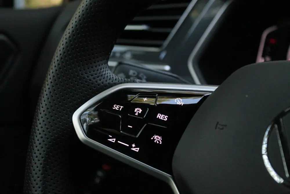 Volkswagen Tiguan 1.5 TSI R-Line Business | Carplay | Trekha uit 2023, foto 19