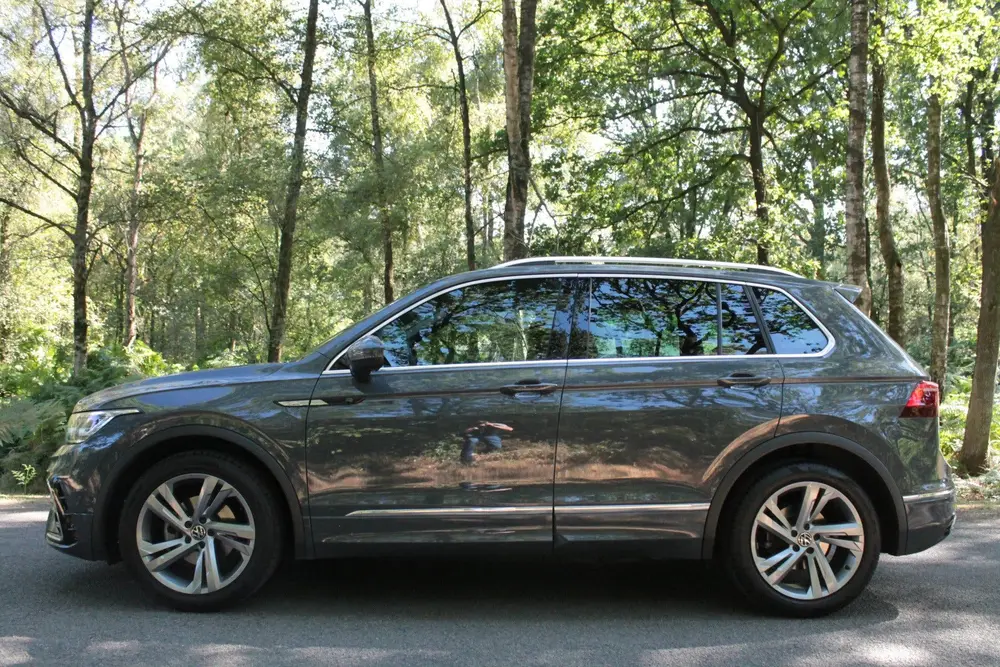 Volkswagen Tiguan 1.5 TSI R-Line Business | Carplay | Trekha uit 2023, foto 7