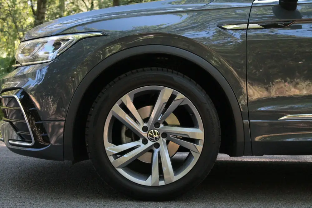 Volkswagen Tiguan 1.5 TSI R-Line Business | Carplay | Trekha uit 2023, foto 8