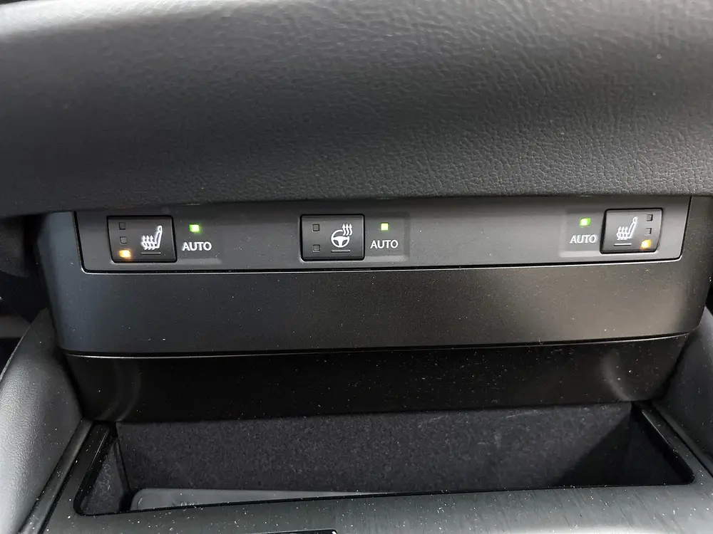 Lexus ES 300h Business Line uit 2024, foto 20
