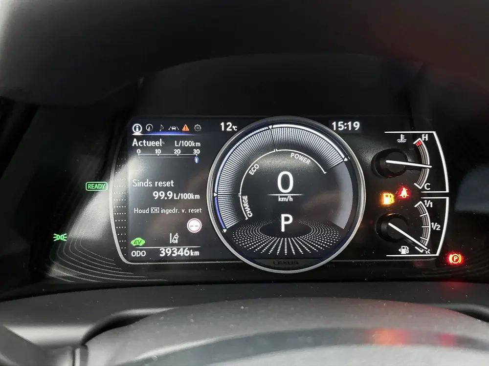 Lexus ES 300h Business Line uit 2024, foto 5