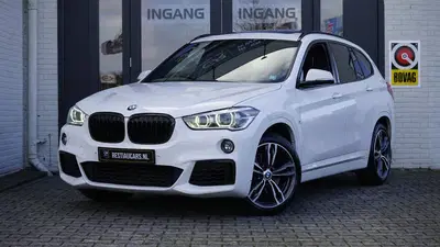 BMW X1 SDrive20i M Sport Shadowline CAMERA-CLIMA uit 2019