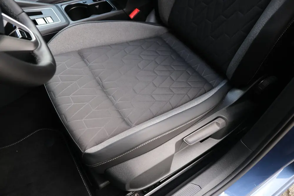 Volkswagen Golf 8.5 1.5 eTSI 115PK DSG Goal Edition Pano Nav uit 2025, foto 5