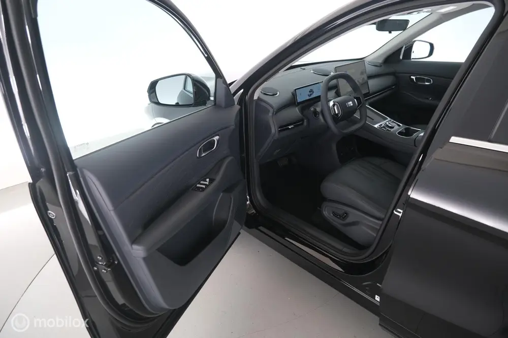 Geely Starray EM-i 1.5 Pro led uit 2026, foto 8