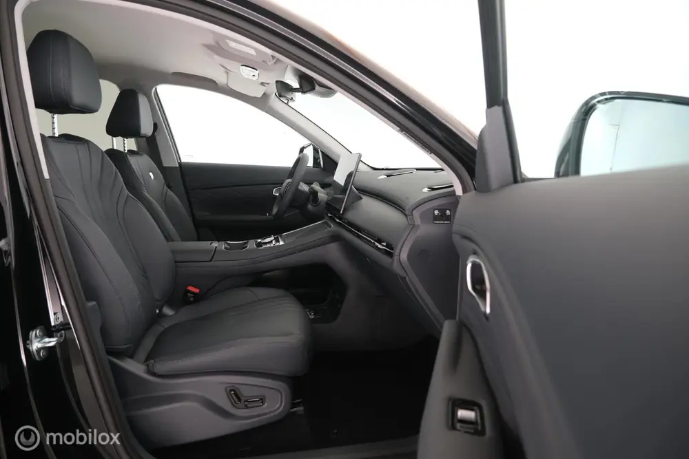 Geely Starray EM-i 1.5 Pro led uit 2026, foto 9