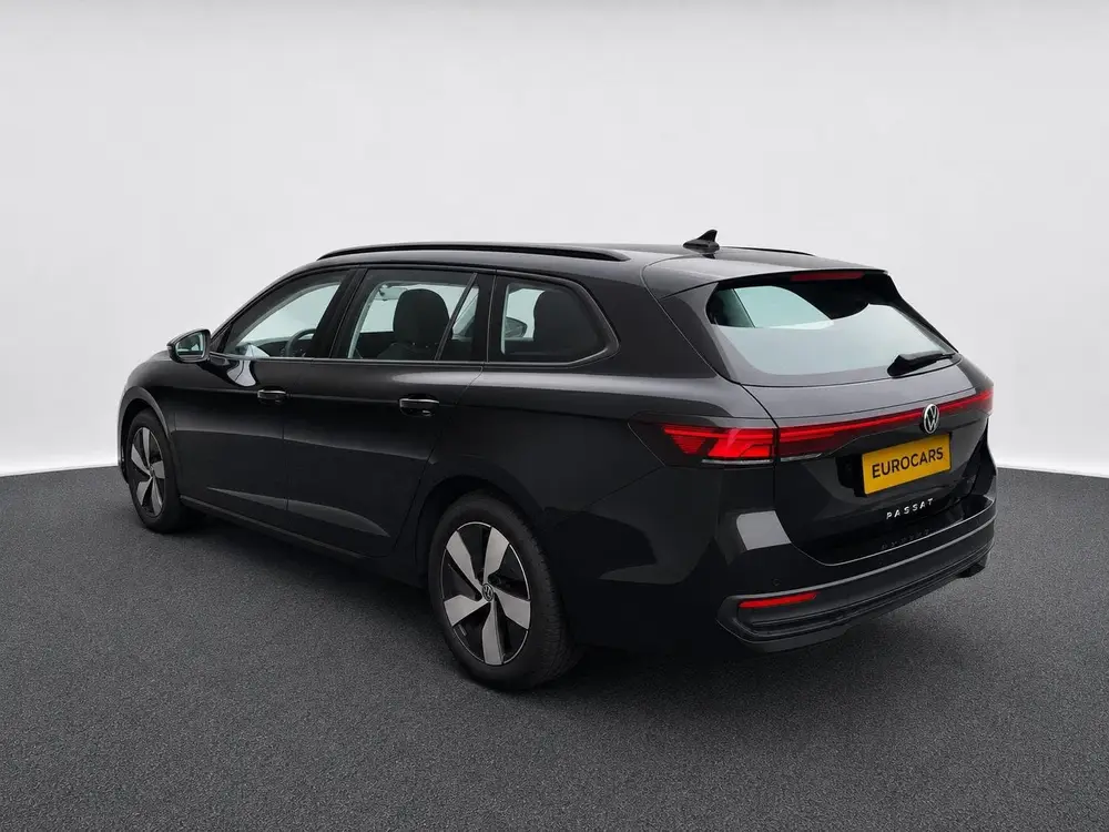 Volkswagen Passat Variant 1.5 eTSI Business Navigatie Apple uit 2025, foto 6