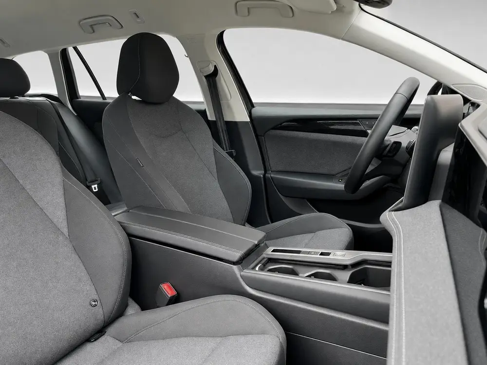 Volkswagen Passat Variant 1.5 eTSI Business Navigatie Apple uit 2025, foto 9