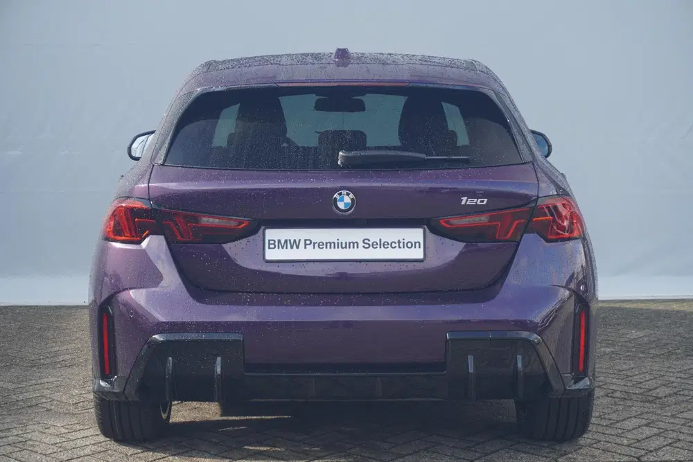 BMW 1-serie 5-deurs 120 uit 2025, foto 5