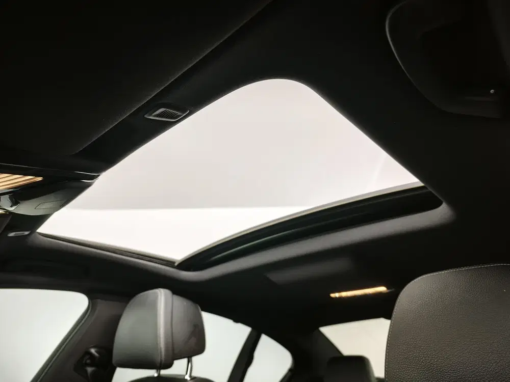 BMW 5-serie 530e xDrive High Executive uit 2023, foto 14