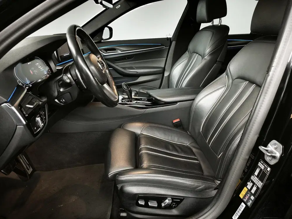 BMW 5-serie 530e xDrive High Executive uit 2023, foto 7