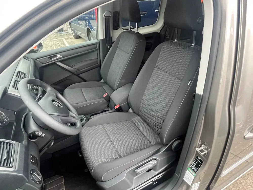 Volkswagen Caddy Rolstoelauto Automaat 3+1 of 5+0 uit 2019, foto 13