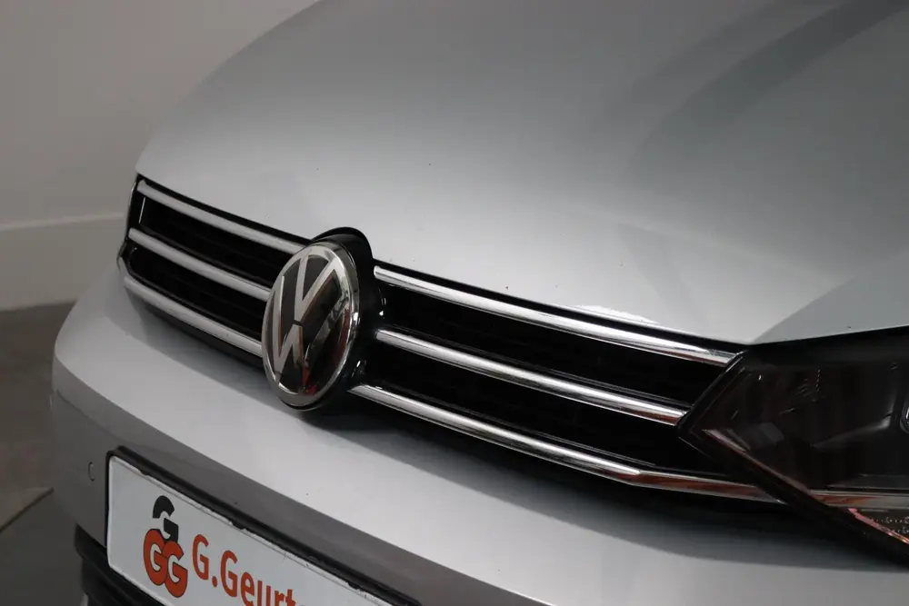 Volkswagen Touran 1.0 TSI Comfortline 7-Persoons Navigatie uit 2019, foto 12