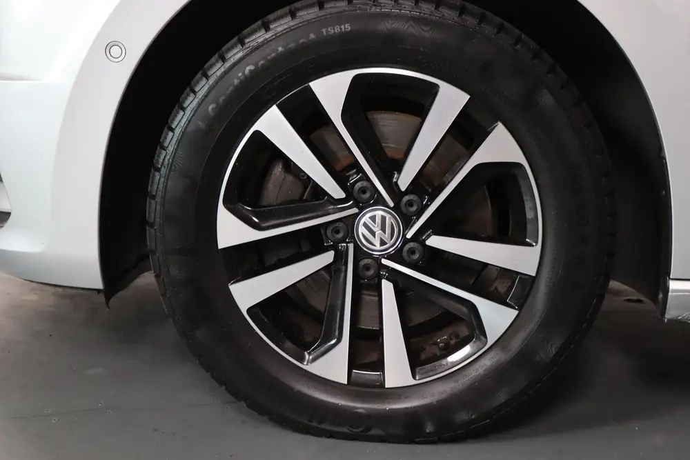Volkswagen Touran 1.0 TSI Comfortline 7-Persoons Navigatie uit 2019, foto 14