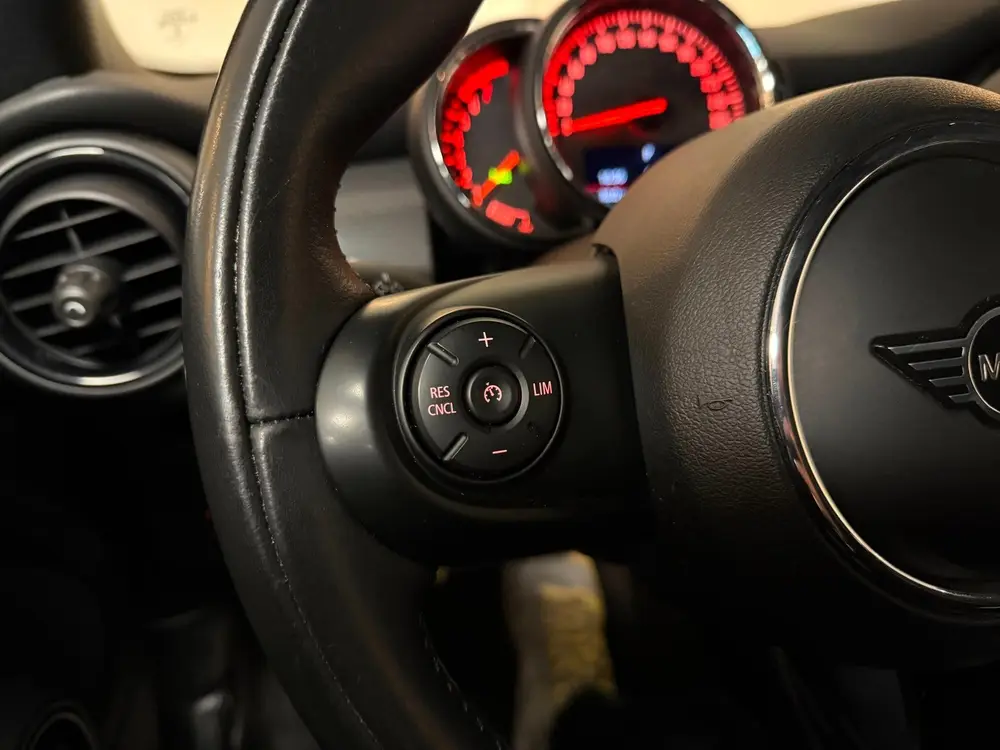 Mini Cabrio 1.5 Cooper Salt *Automaat* Carplay|Stoelver uit 2019, foto 18