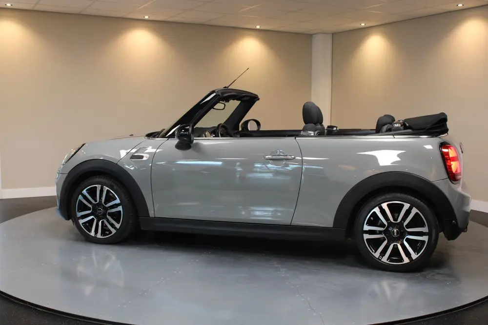 Mini Cabrio 1.5 Cooper Salt *Automaat* Carplay|Stoelver uit 2019, foto 4