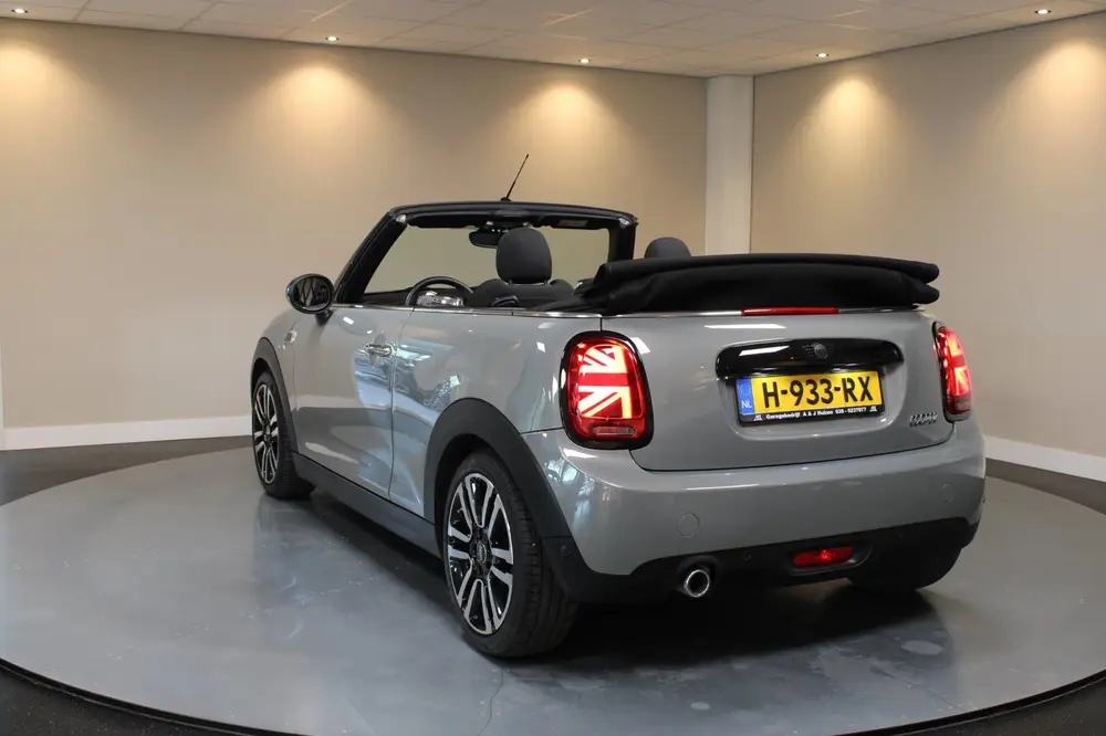 Mini Cabrio 1.5 Cooper Salt *Automaat* Carplay|Stoelver uit 2019, foto 5