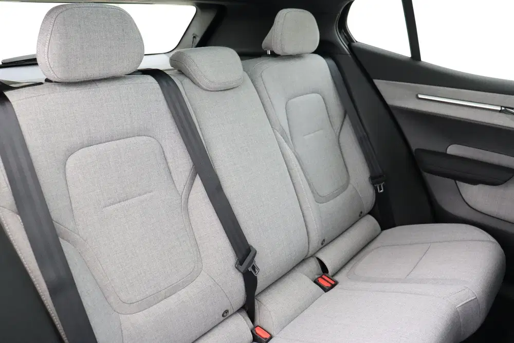 Volvo EX30 SINGLE MOTOR EXTENDED RANGE ULTRA 69 kWh uit 2025, foto 12