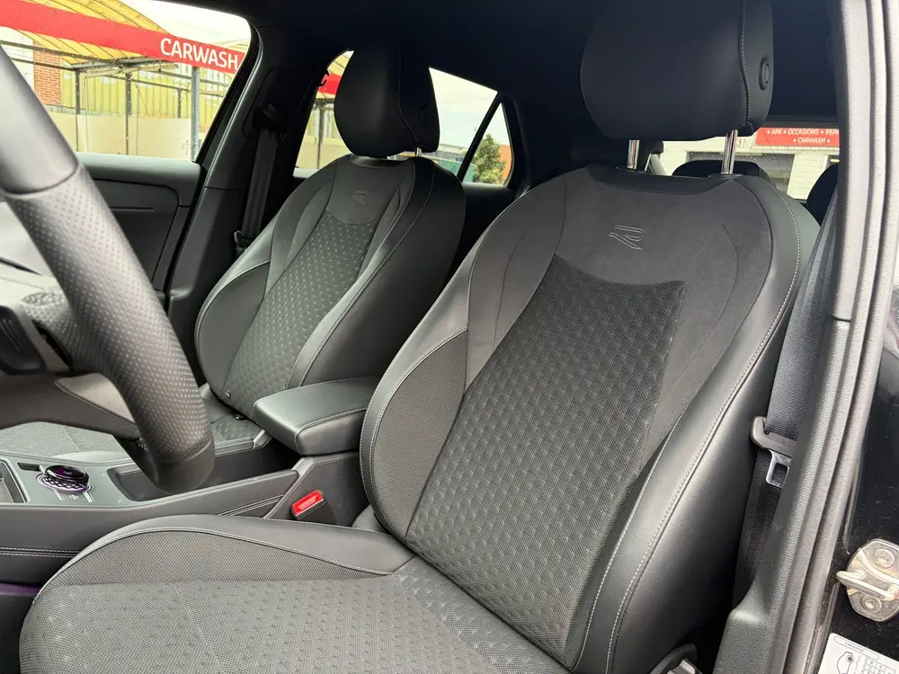 Volkswagen T-Roc 1.5 eTsi R-Line First Edition 150PK|Rijklaa uit 2026, foto 13
