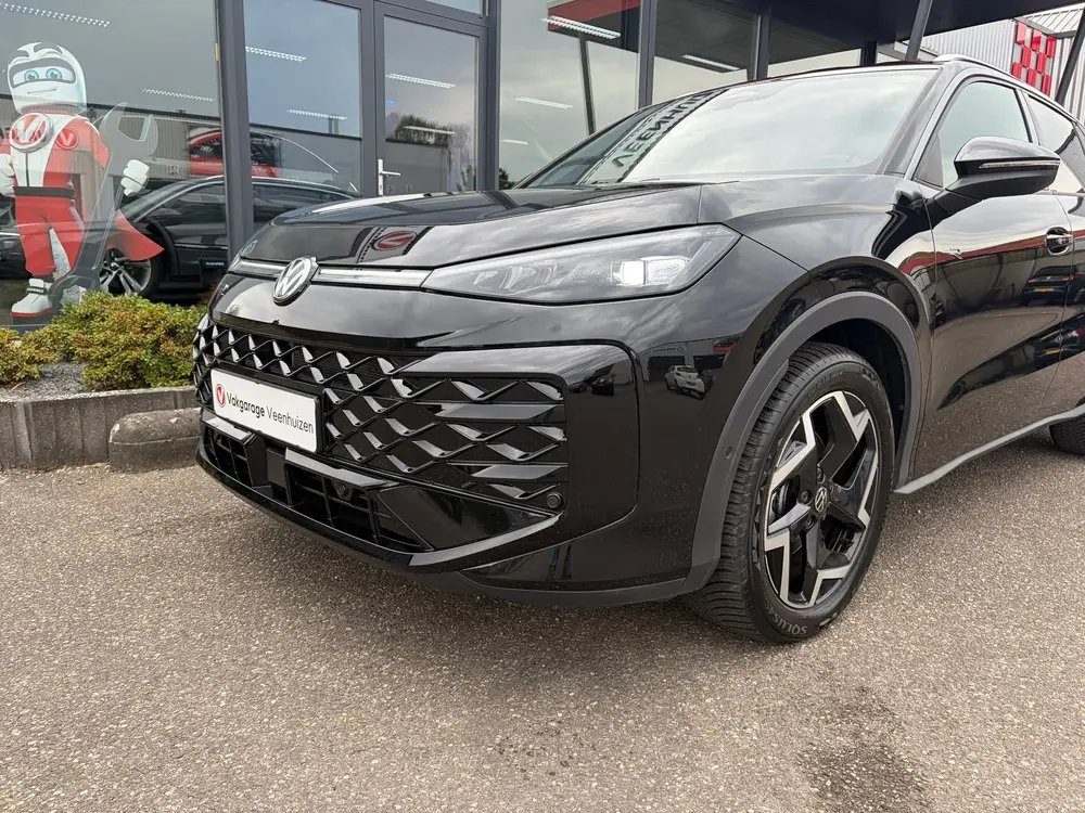 Volkswagen T-Roc 1.5 eTsi R-Line First Edition 150PK|Rijklaa uit 2026, foto 18