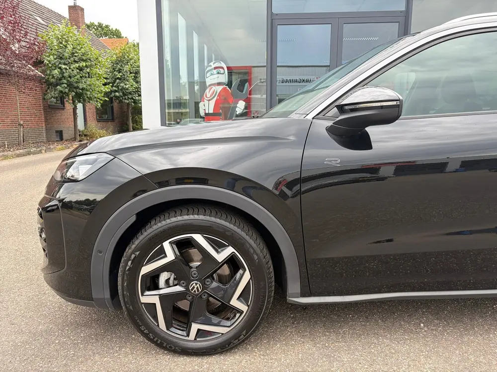 Volkswagen T-Roc 1.5 eTsi R-Line First Edition 150PK|Rijklaa uit 2026, foto 20