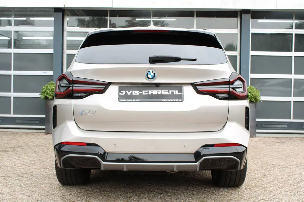 BMW iX3 High Executive 80 kWh uit 2022, foto 9
