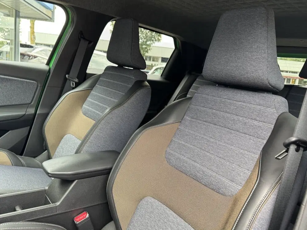 Renault 5 comfort range techno 52 kWh uit 2025, foto 6