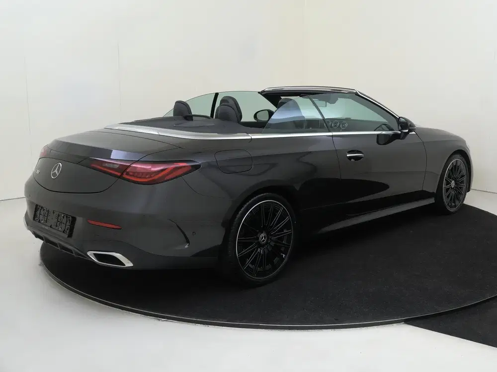 Mercedes-Benz CLE 180 AMG Line uit 2025, foto 4