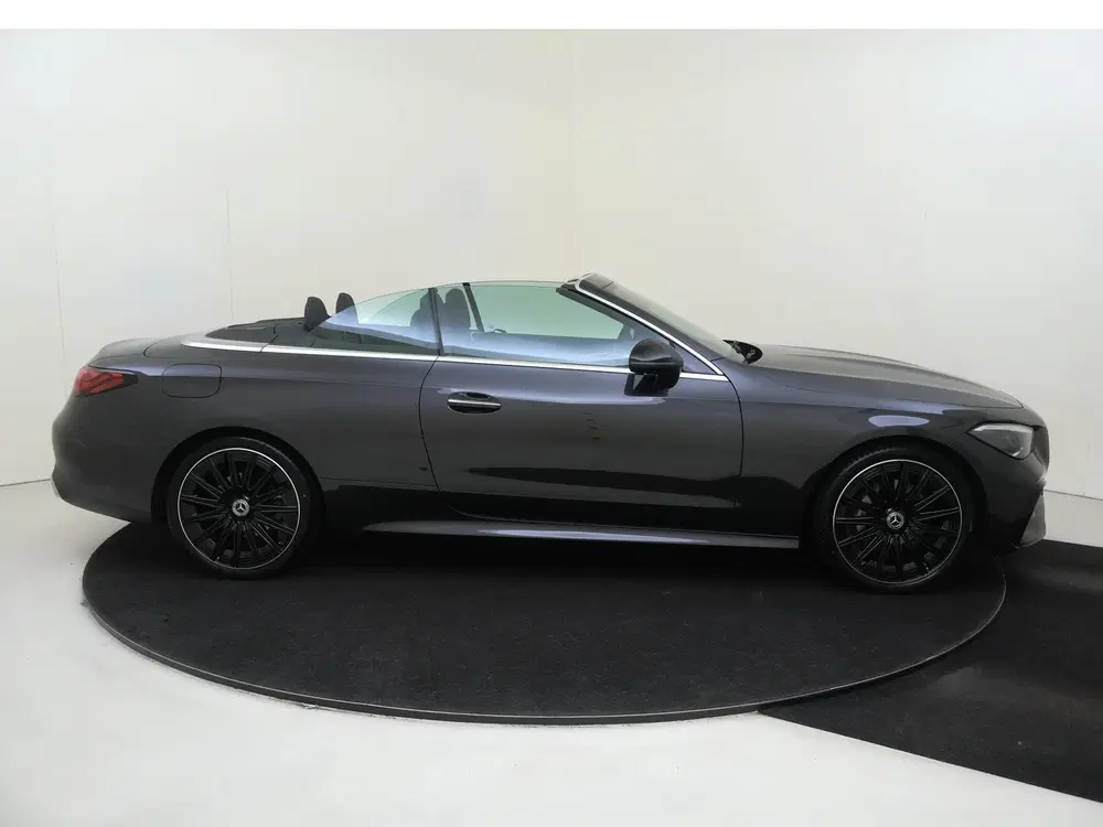 Mercedes-Benz CLE 180 AMG Line uit 2025, foto 9