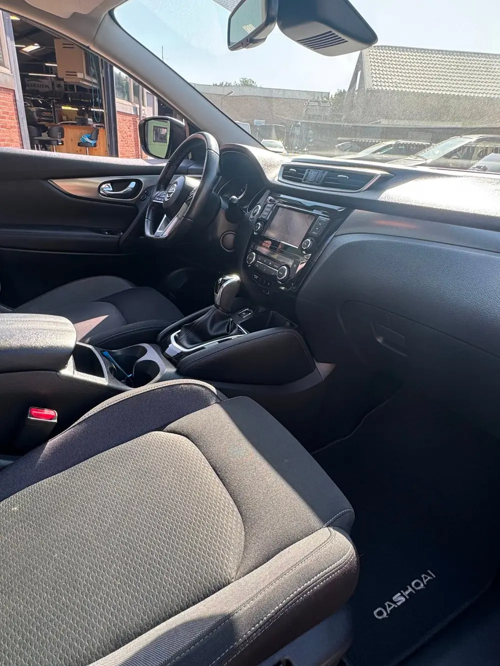 Nissan Qashqai 1.3 DIG-T Acenta uit 2019, foto 11