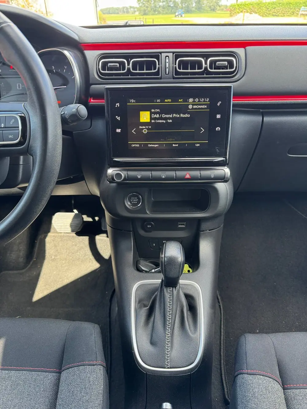 Citroën C3 1.2 Puretech S&S Shine; 57.600km & nieuwe uit 2019, foto 14