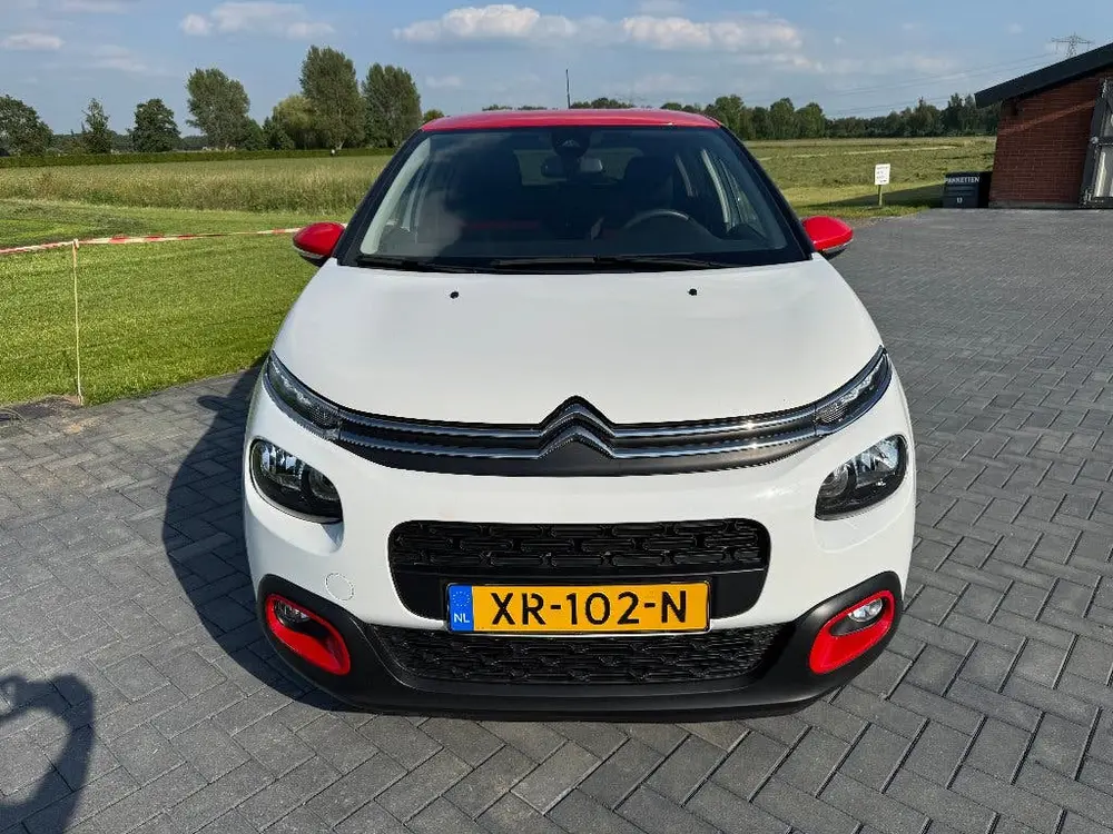 Citroën C3 1.2 Puretech S&S Shine; 57.600km & nieuwe uit 2019, foto 2
