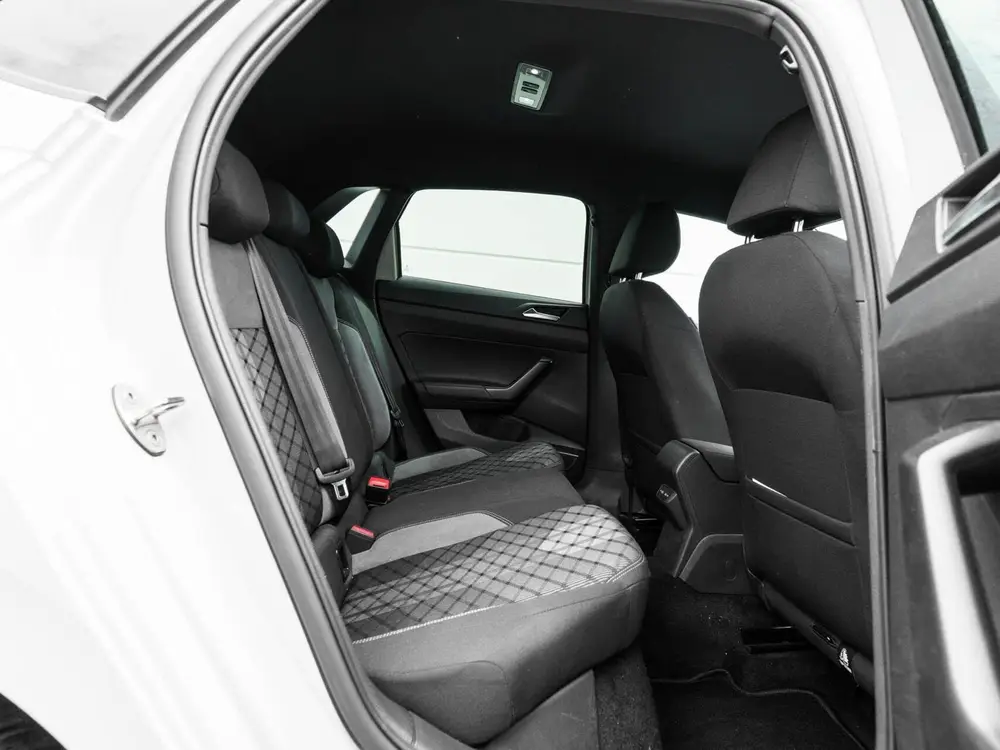 Volkswagen Polo 1.0 95pk TSI R-Line Business | Carplay | Ful uit 2022, foto 17
