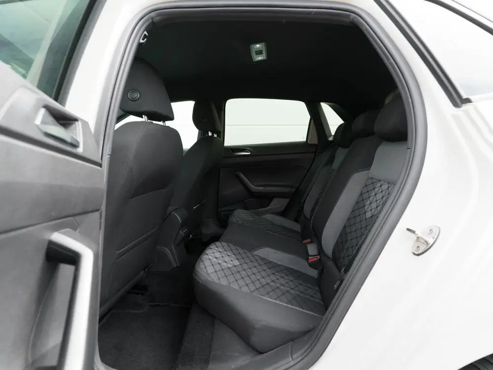 Volkswagen Polo 1.0 95pk TSI R-Line Business | Carplay | Ful uit 2022, foto 6